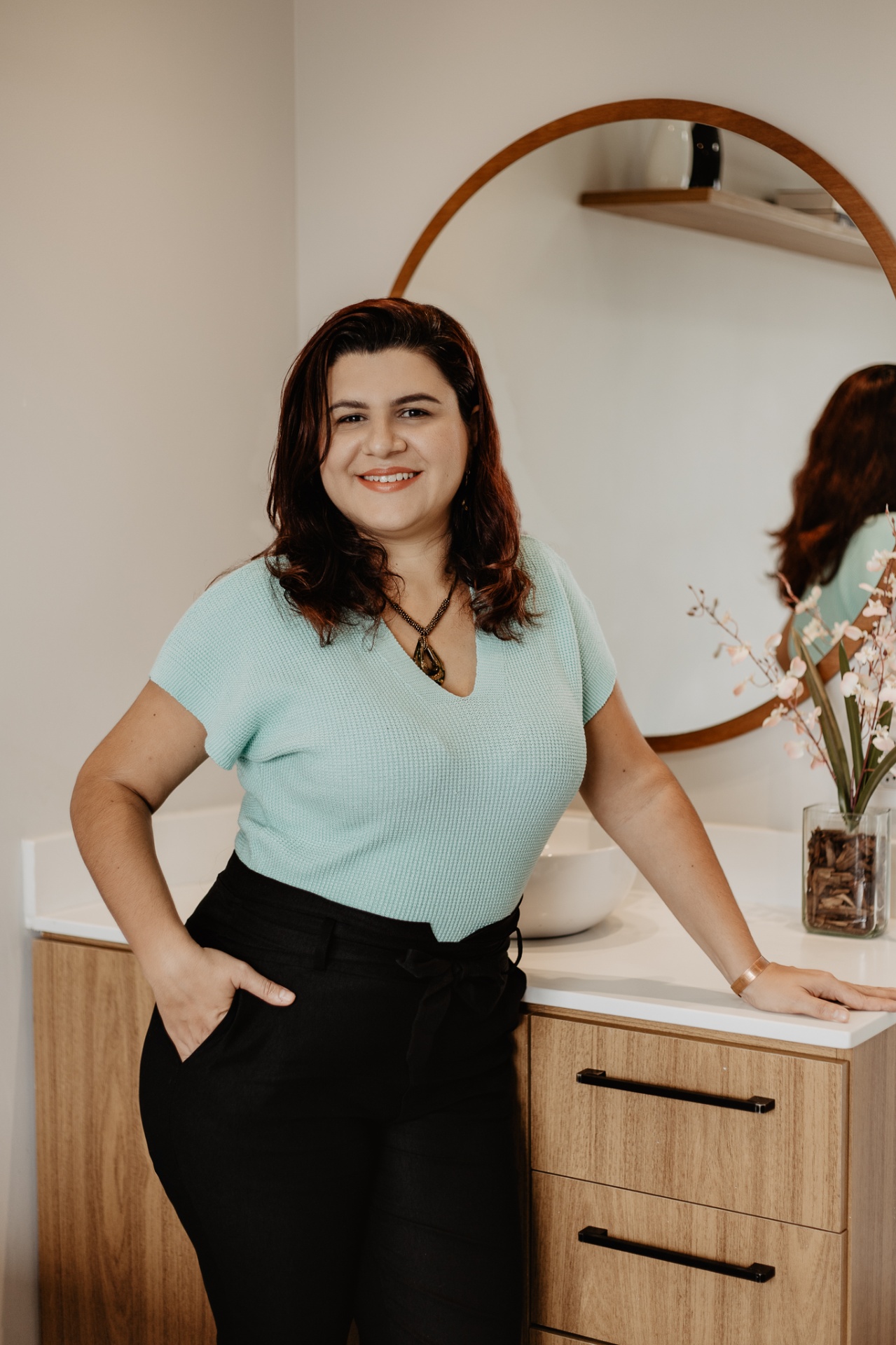 Carolina Duarte sorrindo